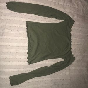 long sleeve/off the shoulder ruffled top